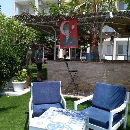 Palmiye Hotell Özdere